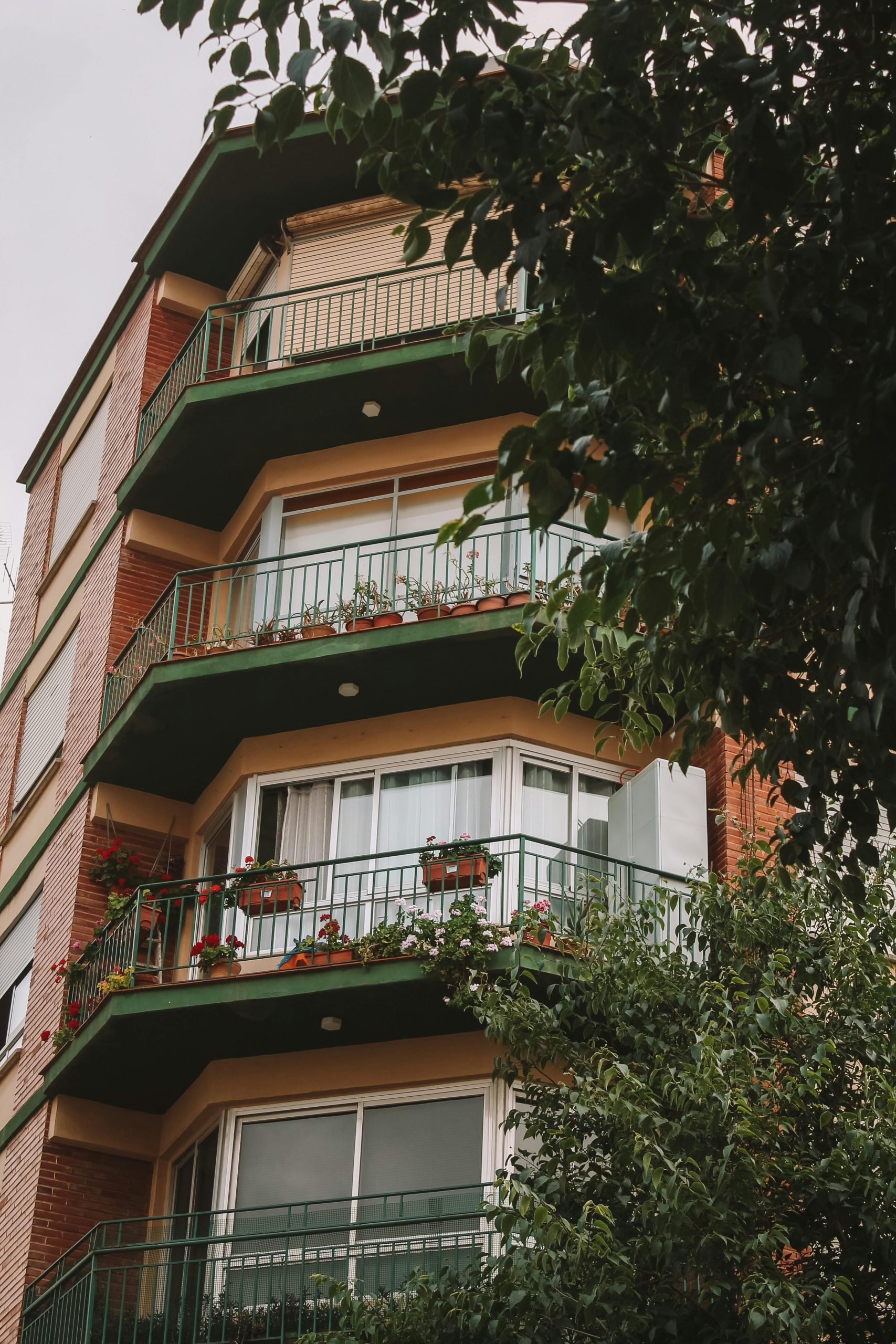 Limpieza de comunidades de vecinos en Zaragoza